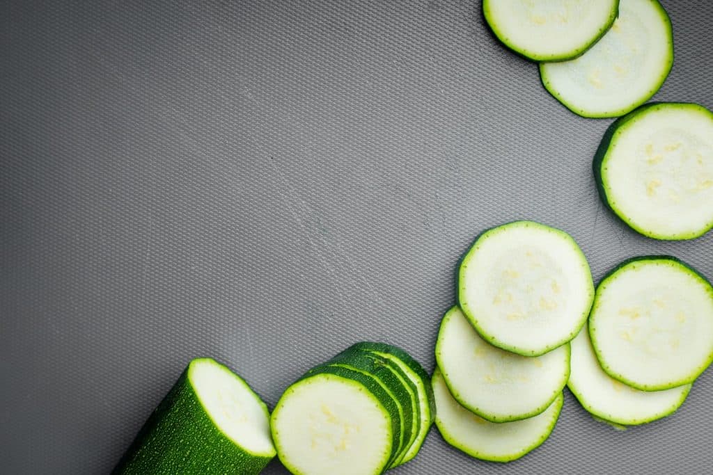 Can cockatiels eat zucchini