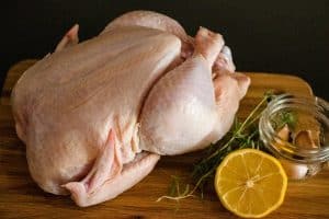 Can Cockatiels Eat Chicken